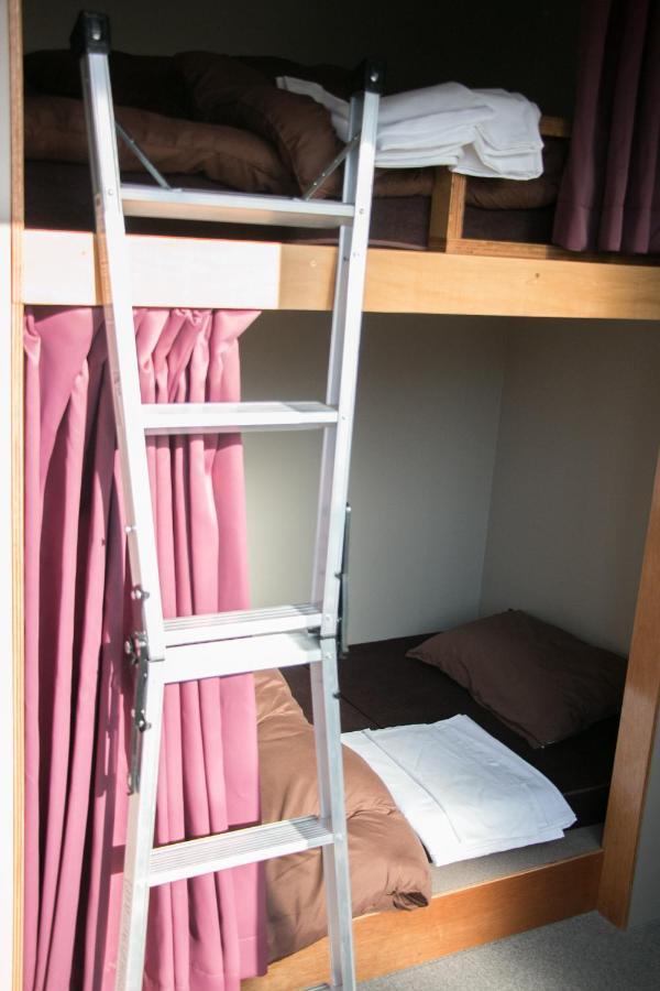 Linda Hostel 106 Осака Экстерьер фото