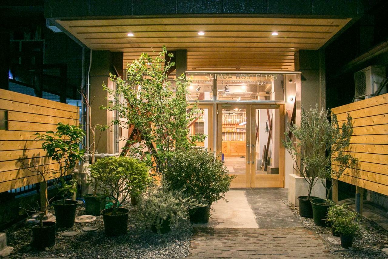 Linda Hostel 106 Осака Экстерьер фото